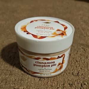 Dove Cinnamon Pumpkin Pie Body Scrub
